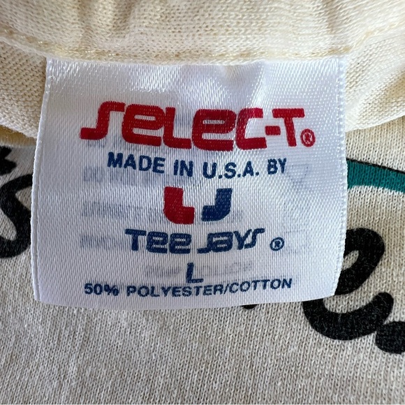 VTG Girl Scouts Care Single Stitch T-Shirt Smiling Otter Seashell Tee-Jays USA L - Picture 7 of 9